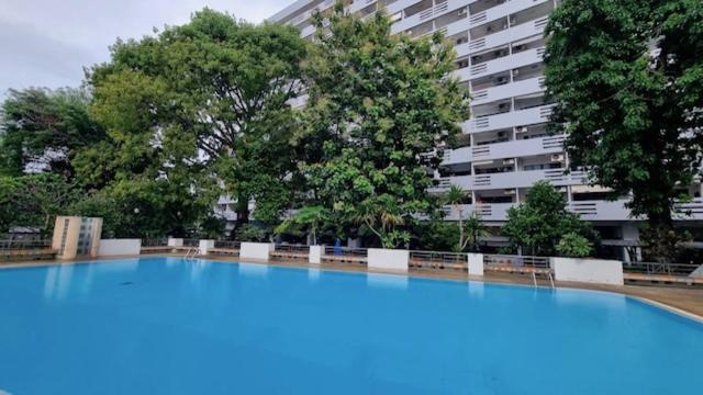 Yensabai Condotel 250 Metres To Walking Street Pattaya ภายนอก รูปภาพ